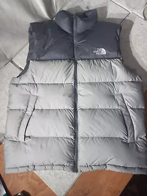 The North Face  700 Down Insulated Puffer Vest Mens Large Black/Gray • $88