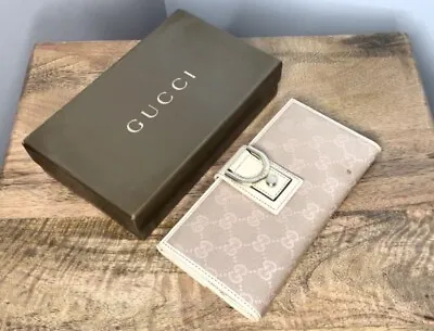 Vintage Gucci Abbey Wallet Continental GG Monogram Canvas Color-Change Gold Pink • $159