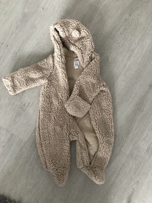 £2.99 • Buy Baby Gap Thick Sherpa Fleece Pramsuit Sleepsuit Winter Coat Size 0-3 Months