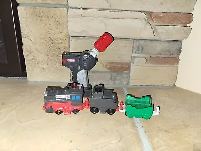 GeoTrax Workin Town Railway Remote Control Train Gray & Red With Coal Car Works • $24.99