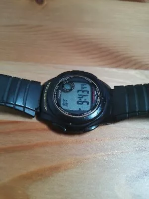 £15 • Buy Vintage Casio 3233 F-200 Men Black Digital Quartz Alarm Chrono Watch