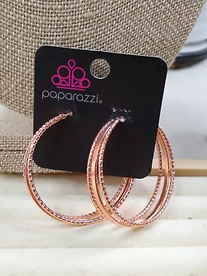 1-Pair Vintage Brass Tone Triple Hoop Earrings - 2  • $7