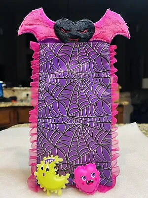 Monster High G3 Creepover Bedroom Playset Draculaura Sleeping Bag With Pillows • $7.19