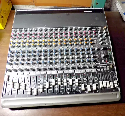 Mackie 1604-vlz4 Pro 16 Cgannel Analog Mixer • $179.97