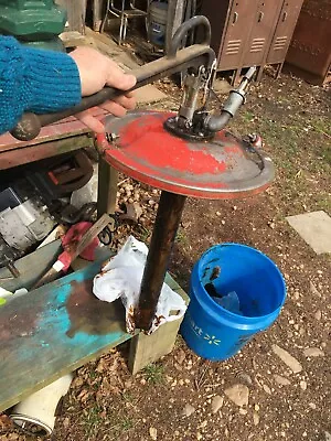 Vtg ARO  Gear Oil Hand Crank Pump For 15 Gallon Drum Garage Gas Station Pump • $157.50