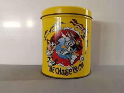 1997 Looney Tunes  The Chase Is On  Collector's Tin Bank Bugs Bunny & Friends • $8.99