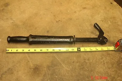Vintage Antique Bridgeport Rex No. 64 Cast Iron Nail Puller Tool • $25.95