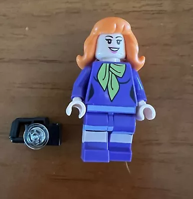 LEGO Daphne Blake Minifigure From The Scooby Doo: Mystery Mansion (75904) • $30