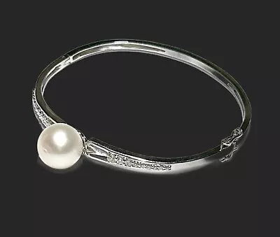 Fabulous 11mm Natural White Edison Cultured Round Vintage Pearl 7 - 7.5  Bangle • $84.99