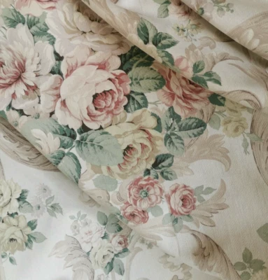 £23.99 • Buy Lovely Floral Rose Curtains. Lightweight. Each Is 124 X 64 CmL Or 49 X 30 D
