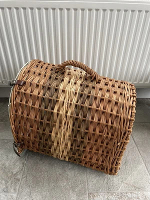 £24.99 • Buy Vintage Wicker Basket Pet Animal Carrier- Cat/ Small Dog- Natural Woven Wicker