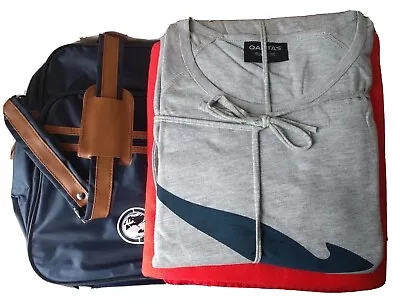 Qantas Pyjamas Large/XL Mens Travelers Bag/Blanket + Bonus Accessories • $49.90