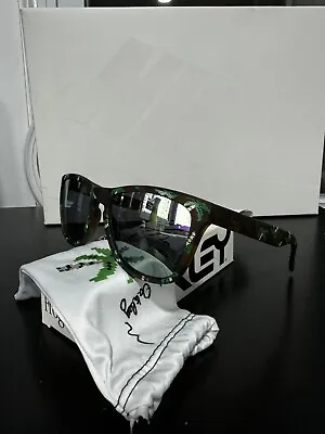 Oakley Frogskins Colette Julien David Brown Tortoise Palm Tree Emerald Rare • $800