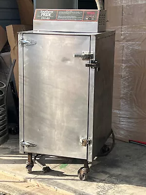 DH-65  Southern Pride- Stationary Rack Electric Smoker With Rib Racks • $1999