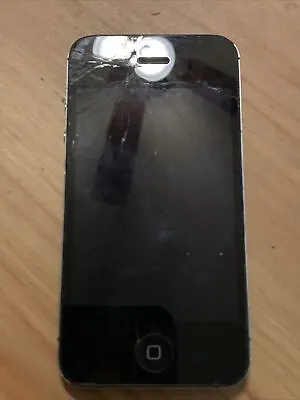 Apple IPhone 4 8GB Sprint Locked Cracked A1349 For Parts Or Repair Only As Is • $5.99