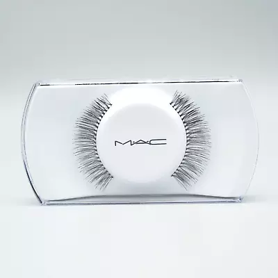 MAC Eyelashes #4 Idol Lash • $8