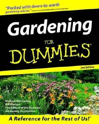 Gardening For Dummies (For Dummies (Computer/Tech)) - Paperback - GOOD • $3.97