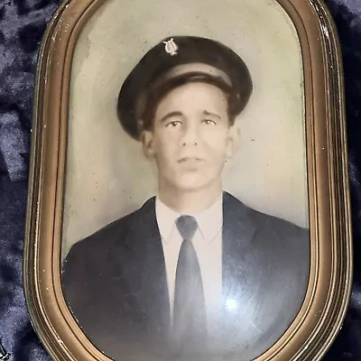 Vintage Antique Picture Frame Oval Convex Bubble Glass Soldier Military Photo • $50