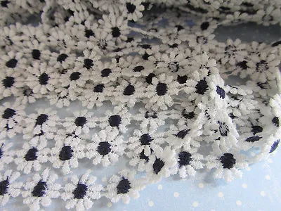 6 Yard Daisy Flower Embroidery Venise Lace Trim 12mm/Cotton/White/Blue T119-Navy • $7.99