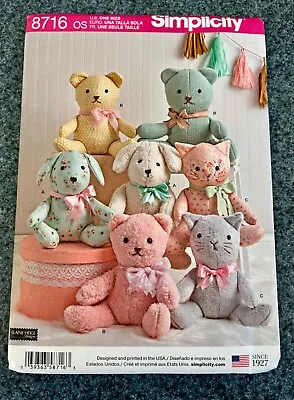 £11 • Buy Simplicity Stuffed Animals Sewing Pattern No. 8716