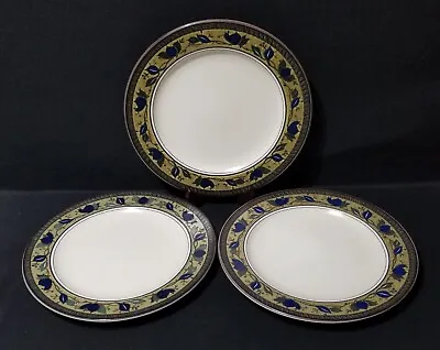 Set Of 3 Mikasa Arabella Intaglio Dinner Plates CAC 01 11  Preowned In EUC • $30