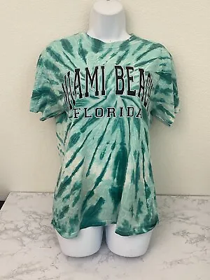 Miami Beach Short Sleeve T Shirt Women’s M Green Tie Dye Camo Pullover Top J • $12.94