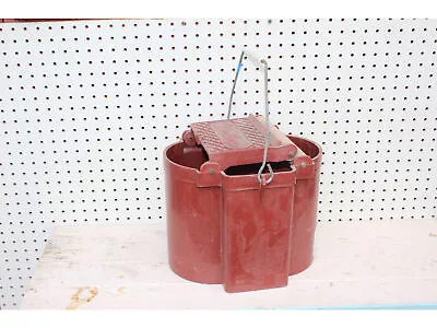 Vintage Mop Bucket With Wringer • $77.88