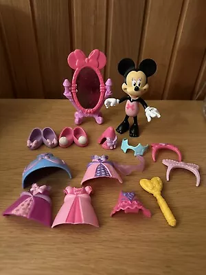 Minnie Mouse Doll Figure Fabulous Fashion Play Set Dress Up Changeable Clothes • £9.99