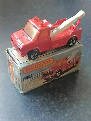 Matchbox Superfast 61b Wreck Truck - Red - Matte Black  - One Tow Hook Missing  • £0.99