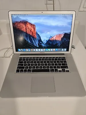 MacBook Pro 15in Mid-2009 3.06 GHz Intel Core 2 Duo Matte Display 128GB SSD • $175