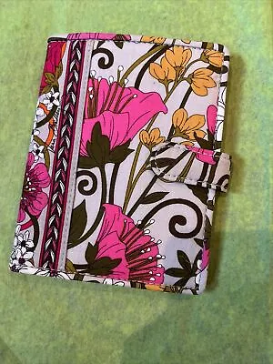 Vera Bradley Passport Wallet Happy Snails RETIRED  EUC • $10.95