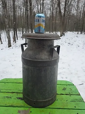 Vintage Elgin Honey Hill 5 Gallon Milk Can • $60