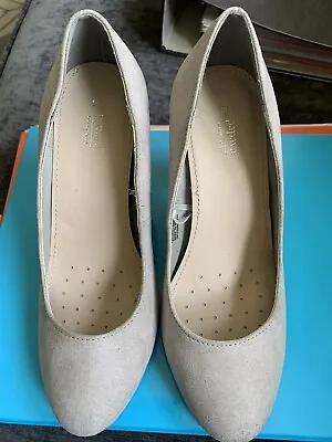 £1.99 • Buy Women’s Light Grey Heeled Shoes Papaya @ Matalan Size 4 Worn Once
