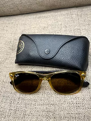 Ray-Ban RB2132 New Wayfarer 52-18 Sunglasses - Honey/Black • $200