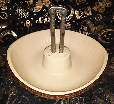 $16.99 • Buy Mcm Vintage Nut Cracker Bowl Set