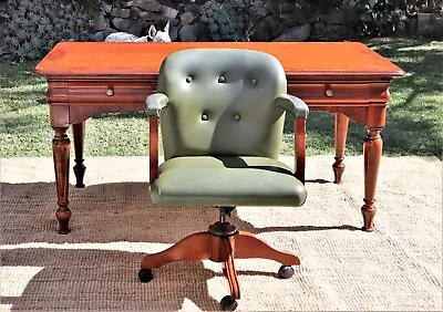 $195 • Buy Vintage 1970s Green Leather Office Executive Swivel Desk Chair Traditional Style
