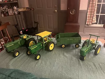 Ertl 1:16 John Deere 3010 JD 4010 JD 5020 & VTG 112 Chuckwagon - See Listing • $115