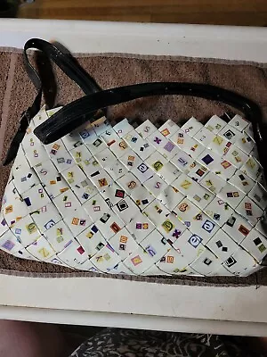 NAHUI OLLIN SHOULDER BAG 8x12x2 • $39.99