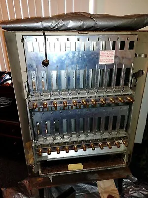 A Vintage 1963 Old Cigarette Machine • $1200