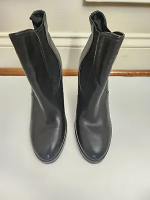 MICHAEL KORS Black Leather New #AA12G Platform Wedge Ankle Boots US 8.5 • $19