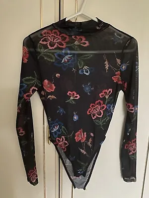 Boohoo Black Floral Mesh Body Size 8 • £3