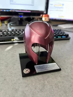 Magneto's Helmet X-men 2000 Ccg Collectible Concepts Group Desktop Magnet Rare • $1