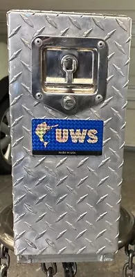 **LOOK**UWS Universal Bright Aluminum 22  Truck Tool Box DS-22-used With Key • $95