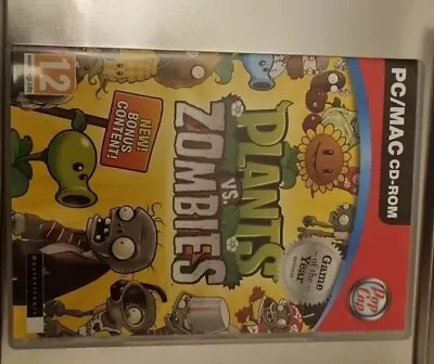 Plant Vs Zombies PC/Mac CD-ROM 2010 Pop Group Game Of The Year Edition • £14