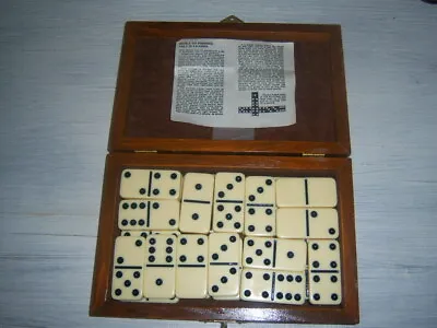 Set Of Dominos With Case~Very Nice! • $23.95