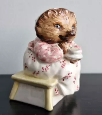 Beatrix Potter Mrs Tiggy Winkle Takes Tea Beswick Figurine Ornament 1985 -CP • £11.99