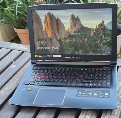 Gaming Laptop Acer Predator 15.6  - I7 8th Gen - 16 GB - 512 GB  SSD - GTX 1060 • $1190