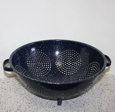 Vintage Blue White Speckled Graniteware Enamel 11  Strainer Colander • $12.95