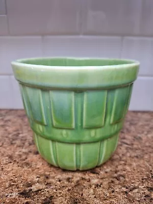 Vintage Planter Marked Calif. U.S.A. BS-0 Pretty Green! • $15