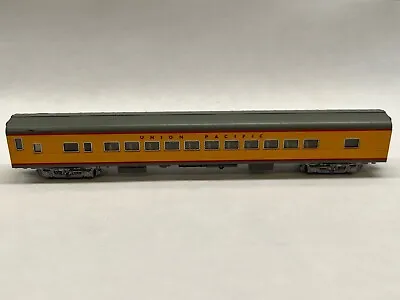 Kato Smoothside Passenger Coach Car Union Pacific UP N-Scale Fast Shipping • $45